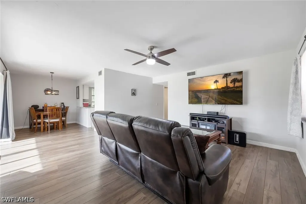 1400 Pompei Lane Naples FL 34103