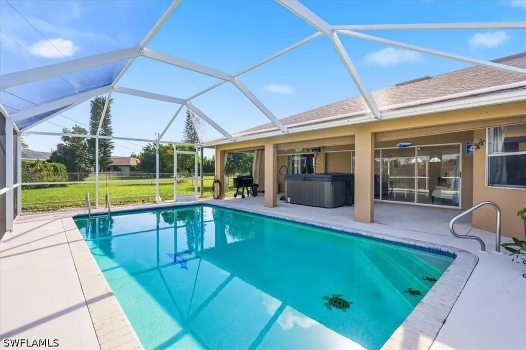 1702 SE 11th Avenue Cape Coral FL 33990