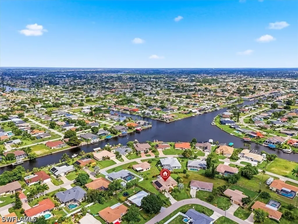 1702 SE 11th Avenue Cape Coral FL 33990