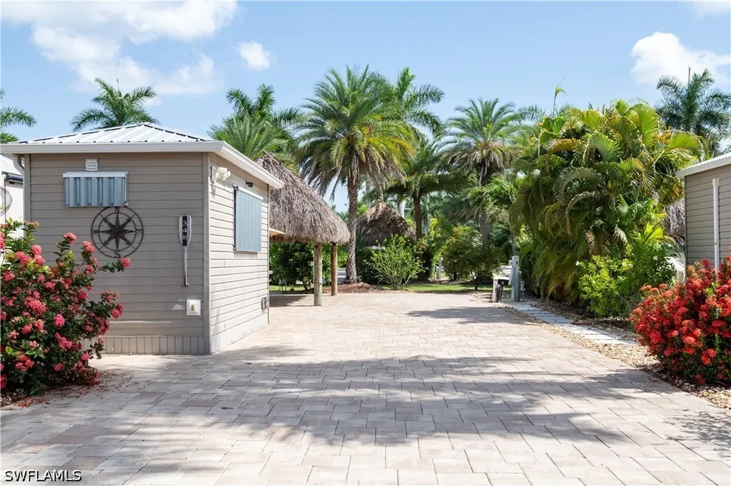 10331 Fire Flag Trail Fort Myers FL 33905