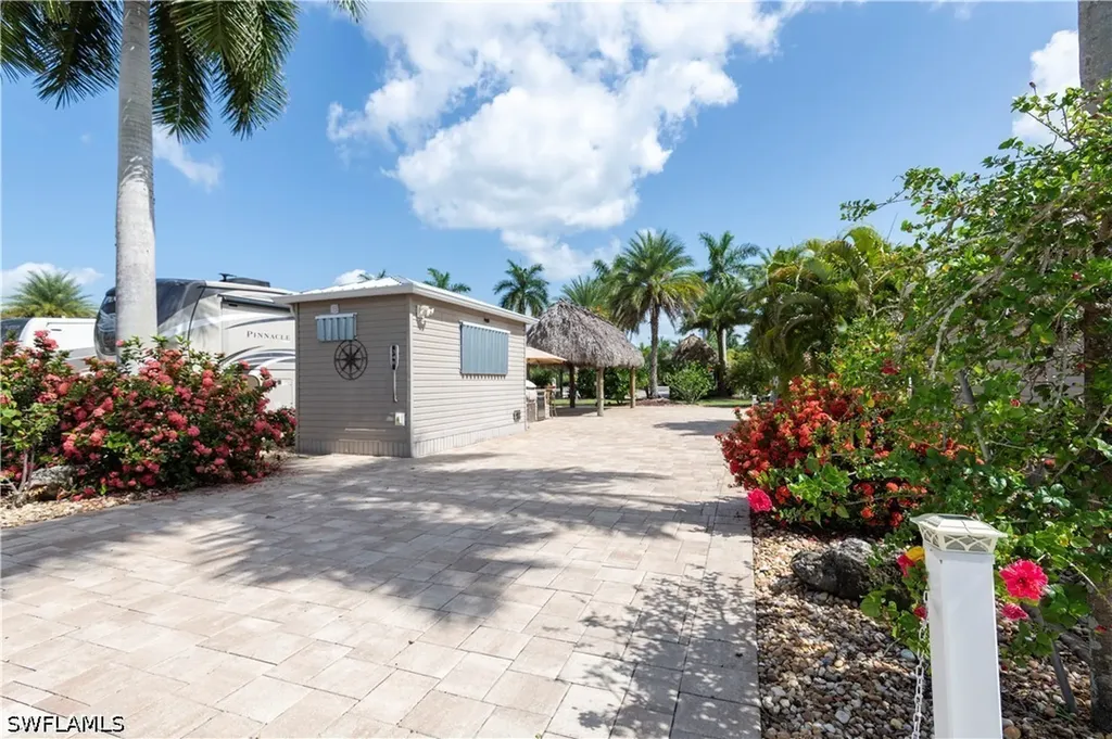 10331 Fire Flag Trail Fort Myers FL 33905
