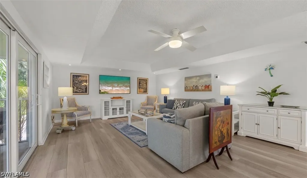 195 Peppermint Lane Naples FL 34112
