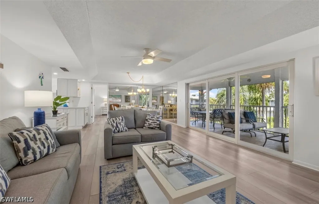 195 Peppermint Lane Naples FL 34112