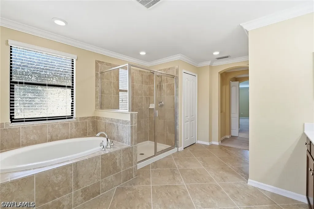 4381 Madagascar Palm Way Naples FL 34119