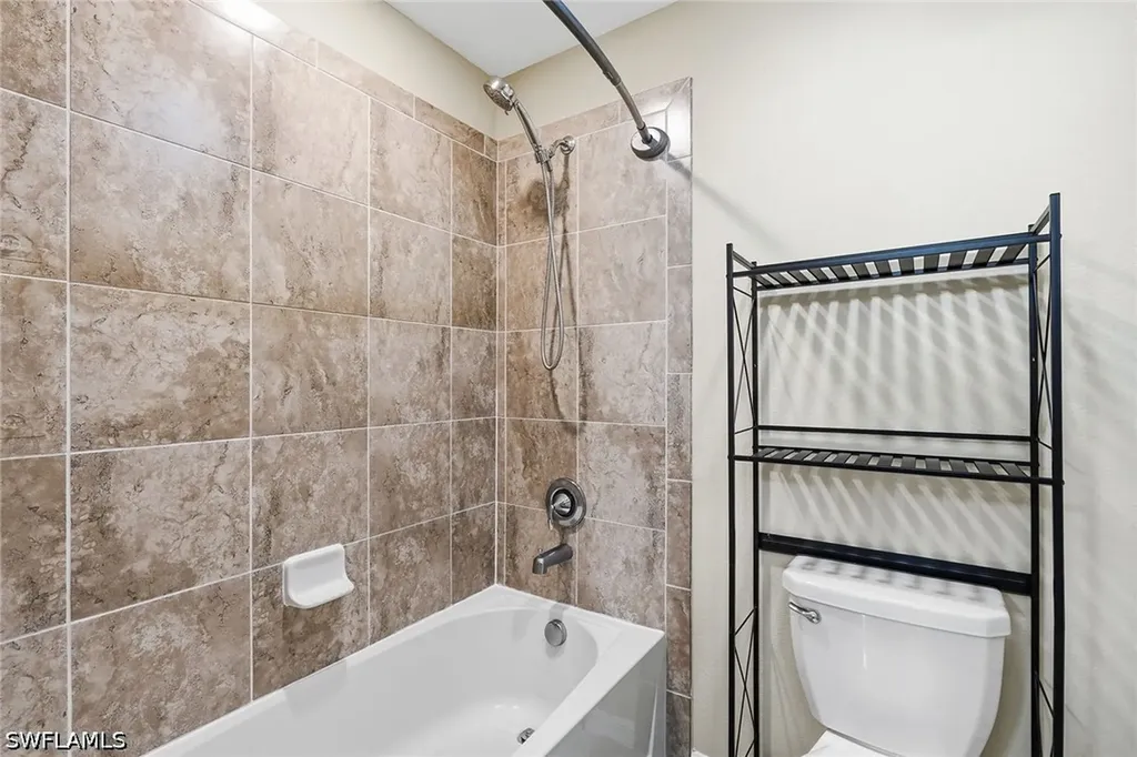 4381 Madagascar Palm Way Naples FL 34119