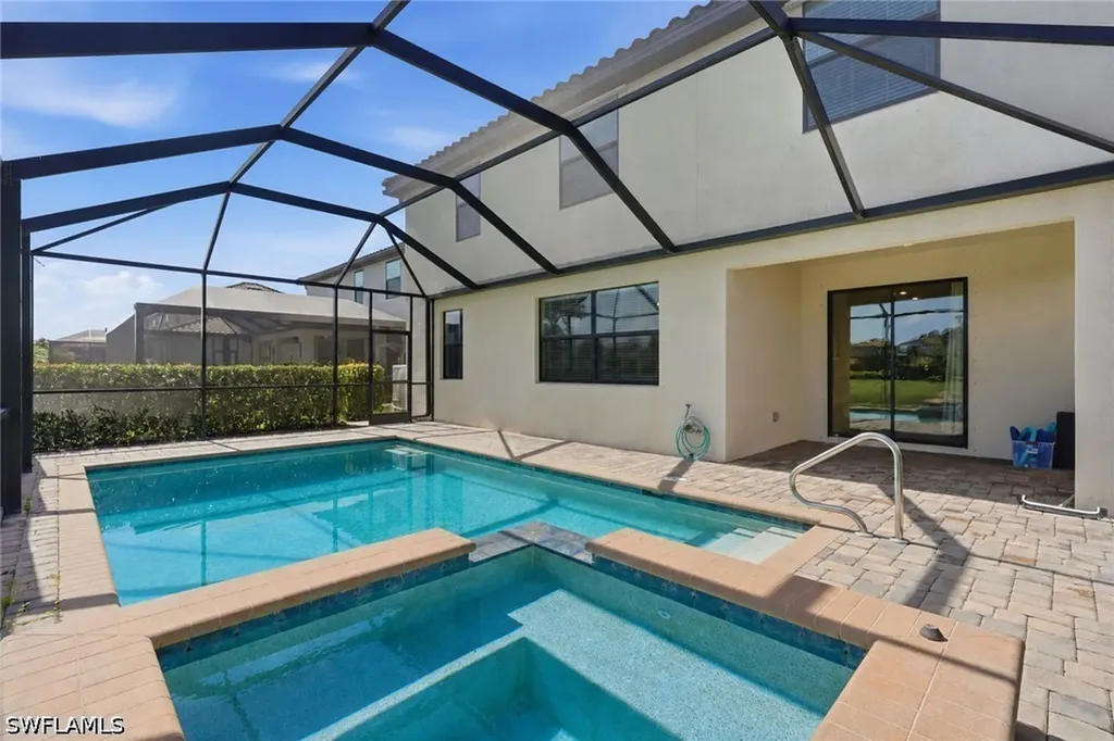 4381 Madagascar Palm Way Naples FL 34119