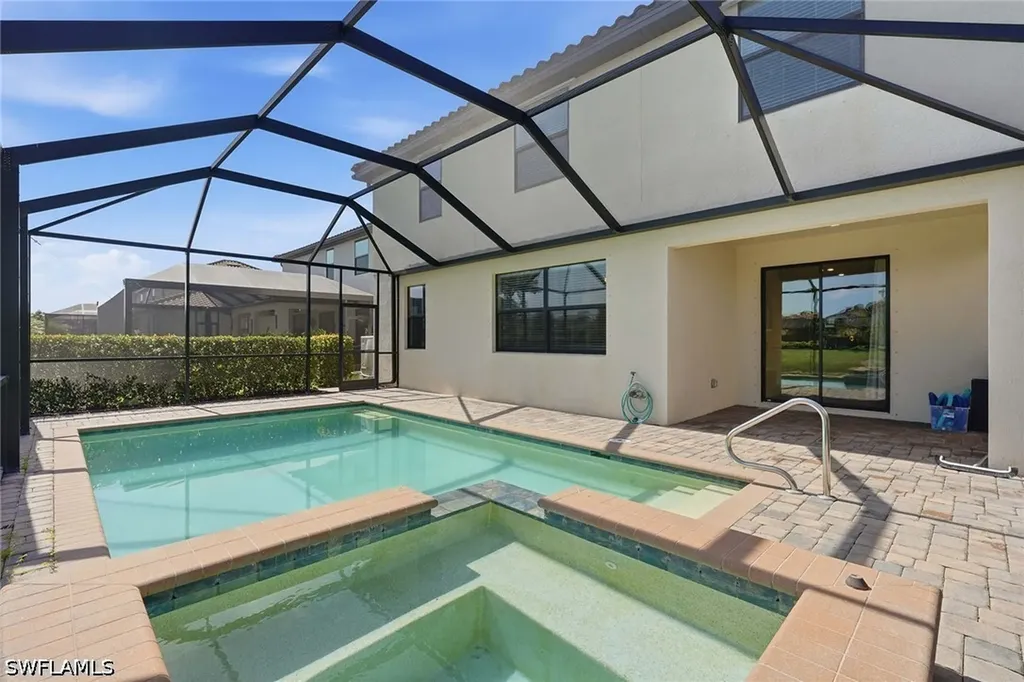4381 Madagascar Palm Way Naples FL 34119
