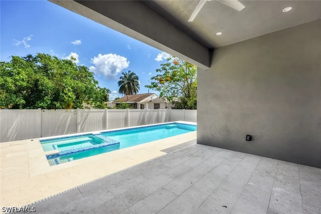 1297 Trail Terrace Drive Naples FL 34103