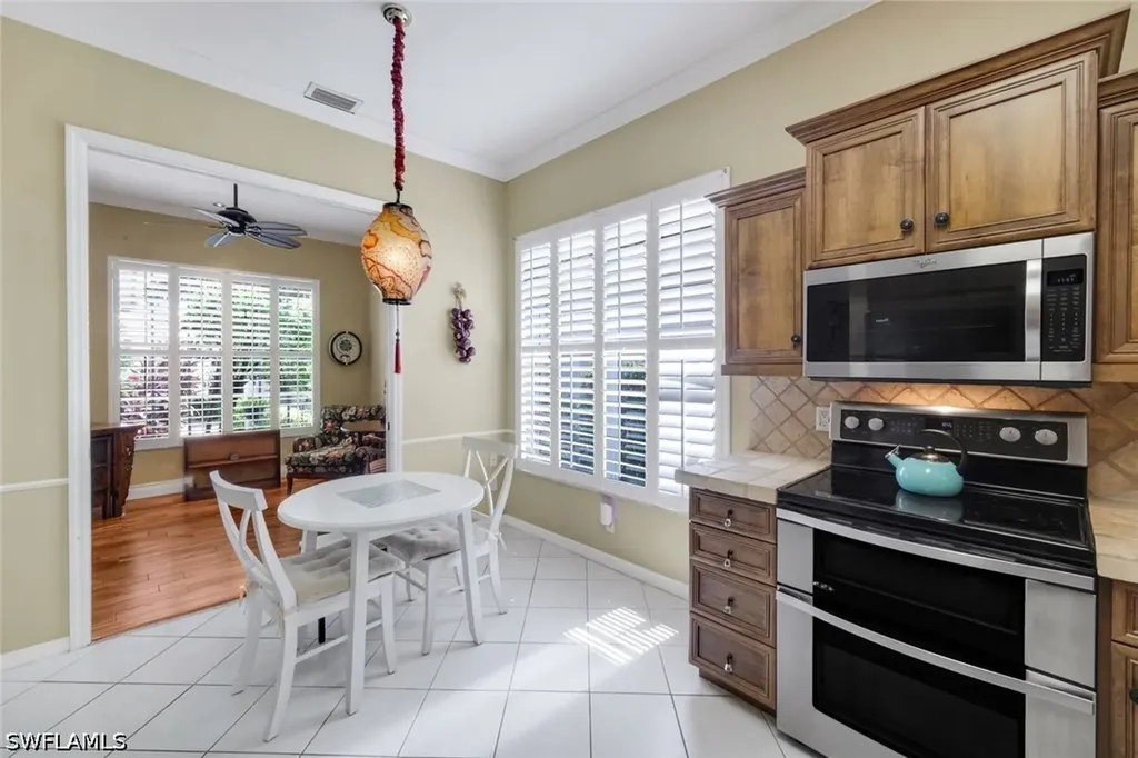 1814 Leamington Lane Naples FL 34109
