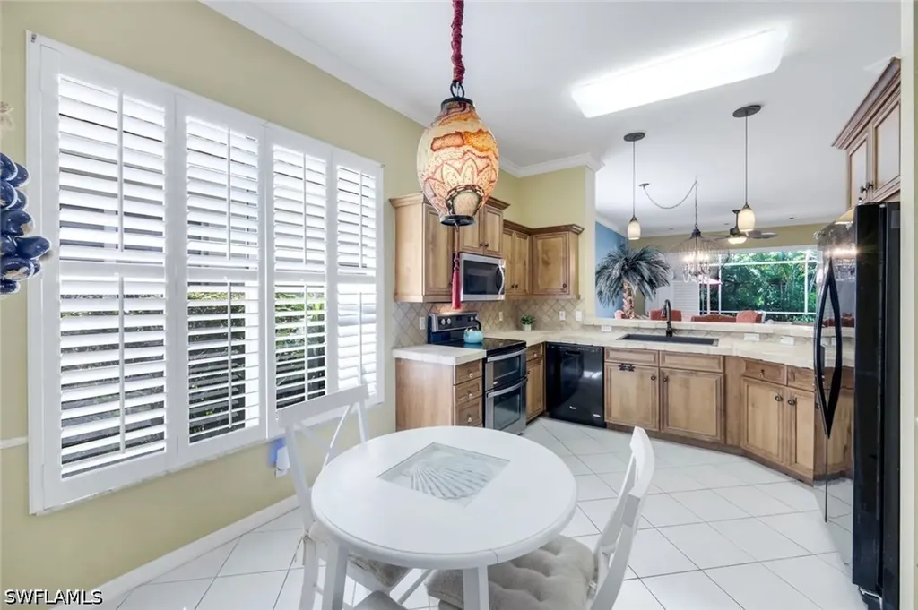 1814 Leamington Lane Naples FL 34109