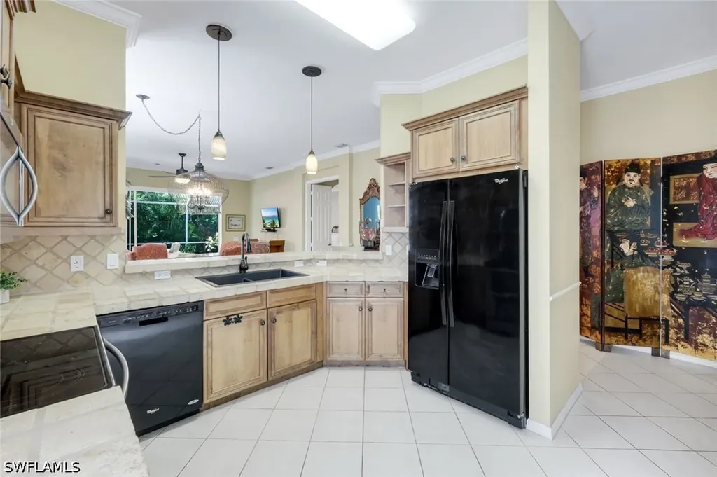 1814 Leamington Lane Naples FL 34109