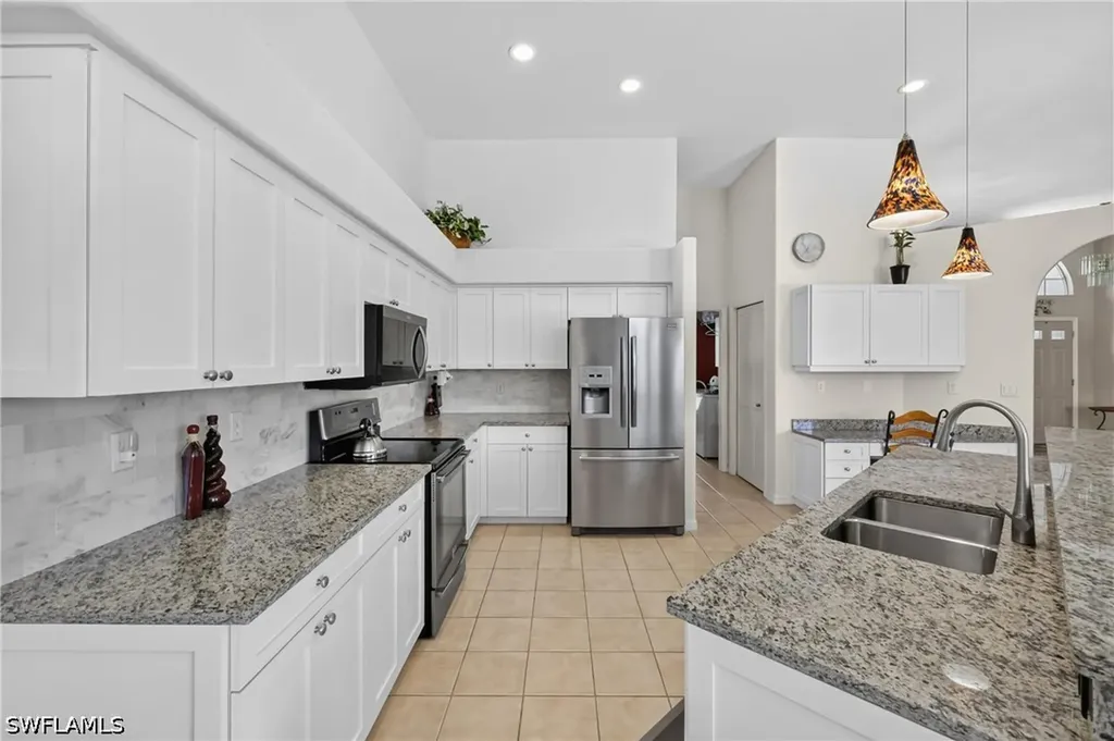 11690 Pinewood Lakes Drive Fort Myers FL 33913