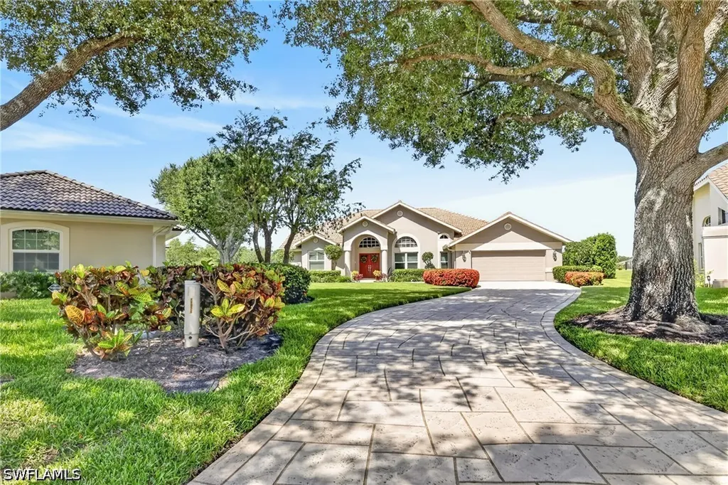11690 Pinewood Lakes Drive Fort Myers FL 33913