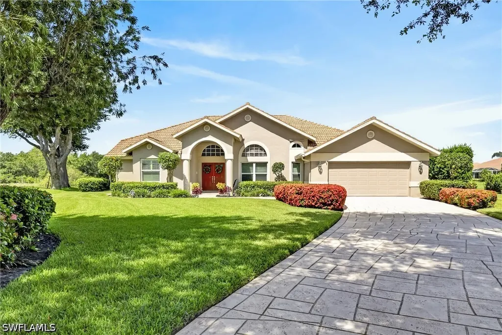 11690 Pinewood Lakes Drive Fort Myers FL 33913