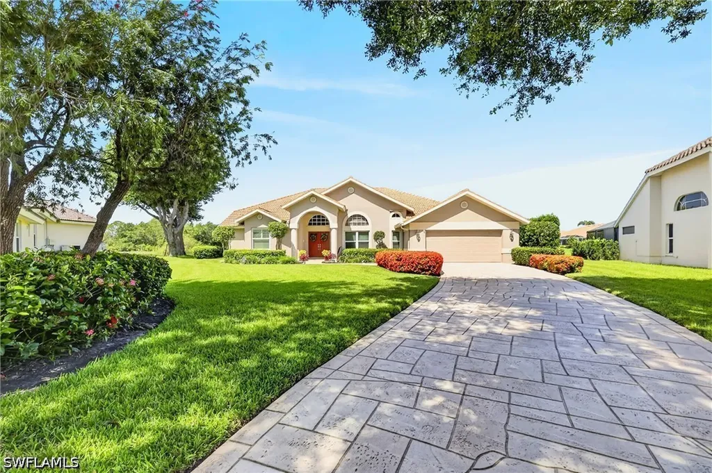 11690 Pinewood Lakes Drive Fort Myers FL 33913