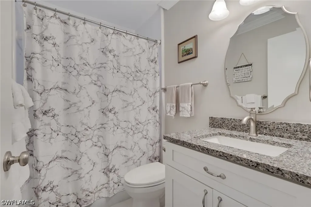 175 Crown Drive Naples FL 34110