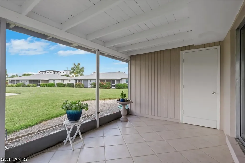 175 Crown Drive Naples FL 34110