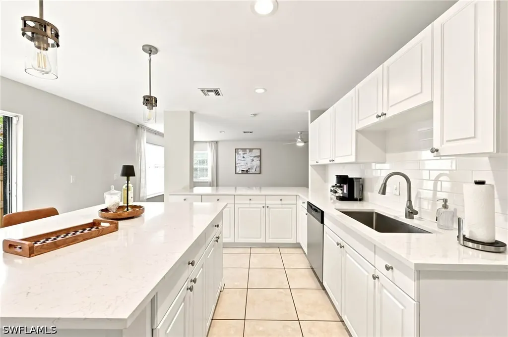 10650 Ragsdale Street Bonita Springs FL 34135