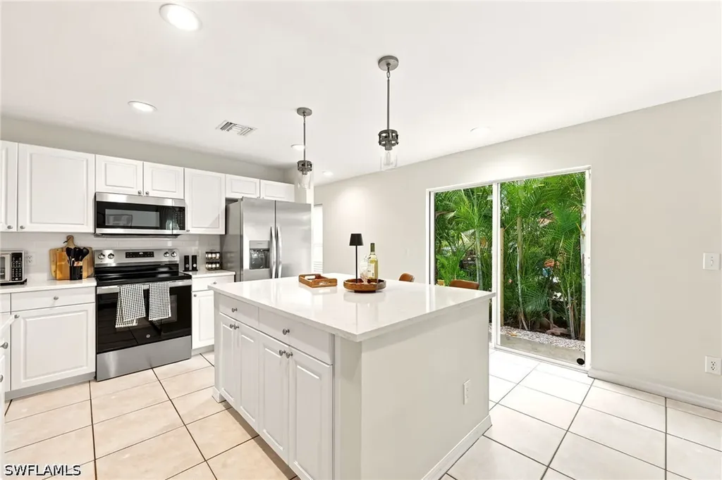 10650 Ragsdale Street Bonita Springs FL 34135