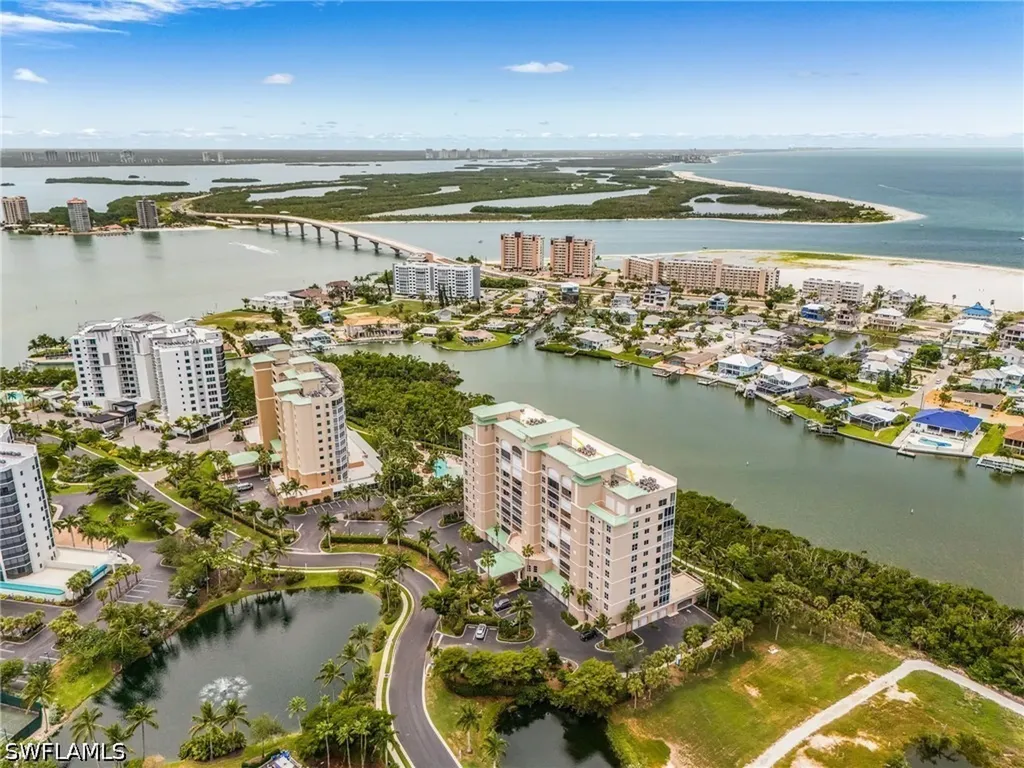 Fort Myers Beach FL, 4192 Bay Beach Lane, Unit 875