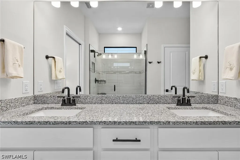 10440 Ventana Lane Naples FL 34120