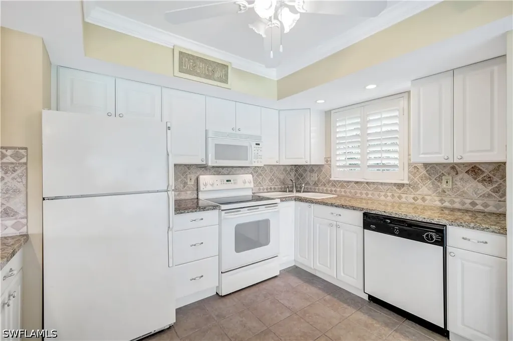 1549 Sandpiper Street Naples FL 34102