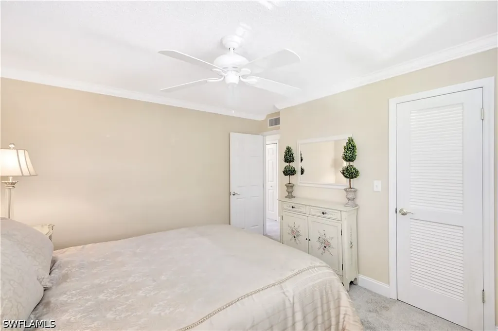 1549 Sandpiper Street Naples FL 34102