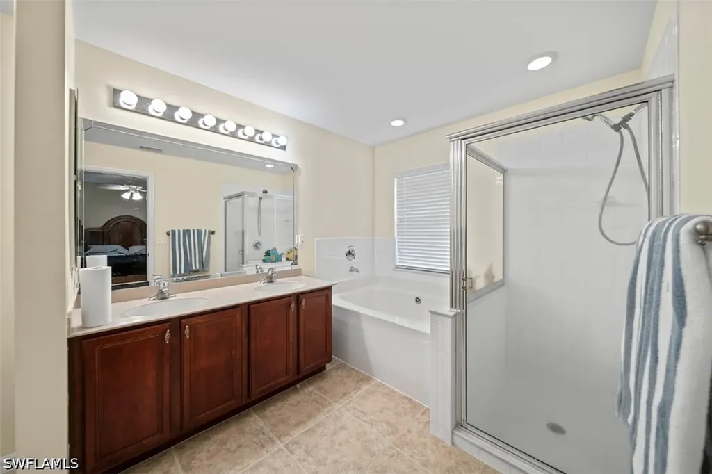 1125 NE 36th Terrace Cape Coral FL 33909