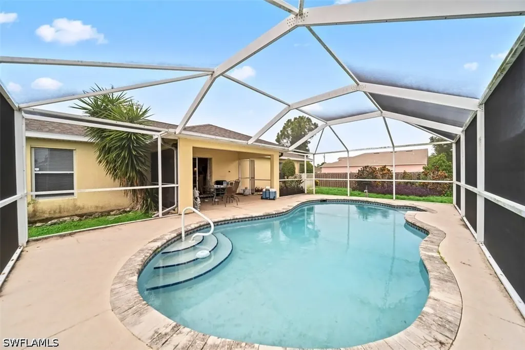 1125 NE 36th Terrace Cape Coral FL 33909