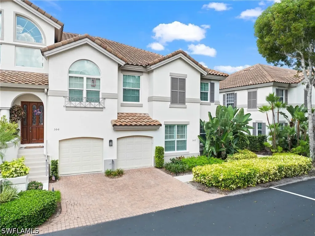142 Colonade Circle Naples FL 34103