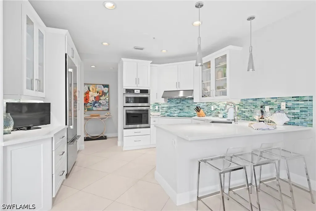 142 Colonade Circle Naples FL 34103