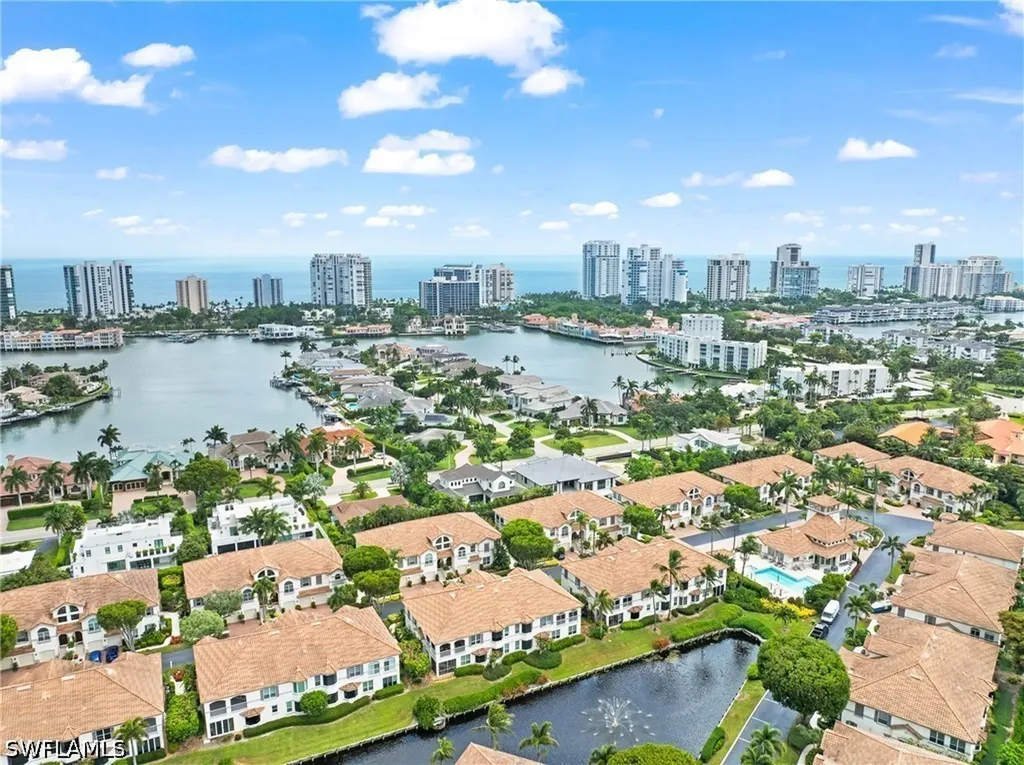 142 Colonade Circle Naples FL 34103