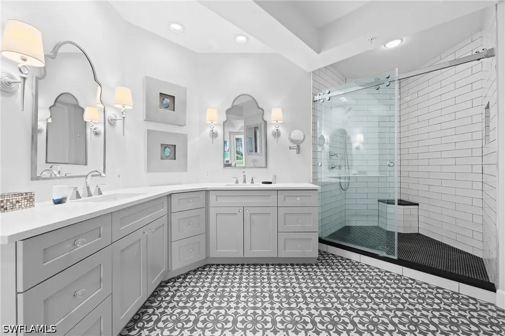 142 Colonade Circle Naples FL 34103