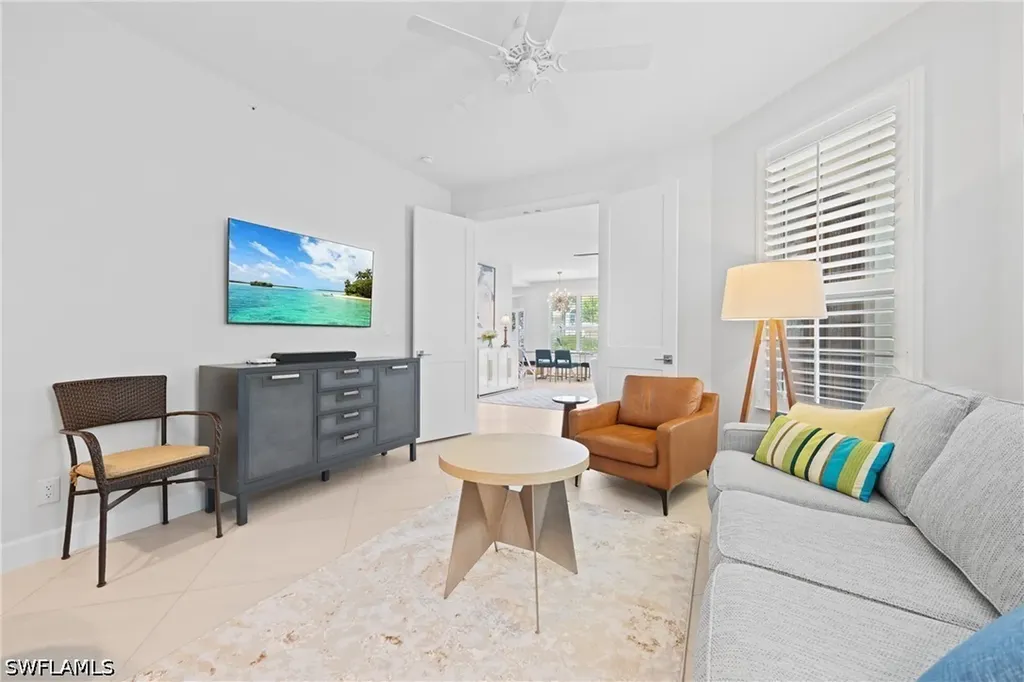 142 Colonade Circle Naples FL 34103