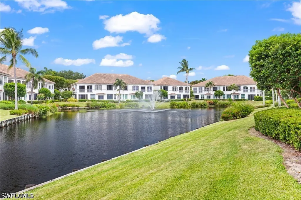 142 Colonade Circle Naples FL 34103
