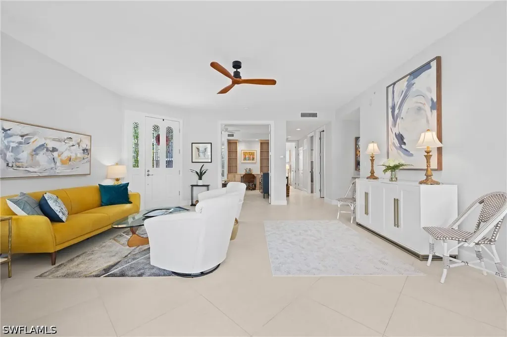 142 Colonade Circle Naples FL 34103