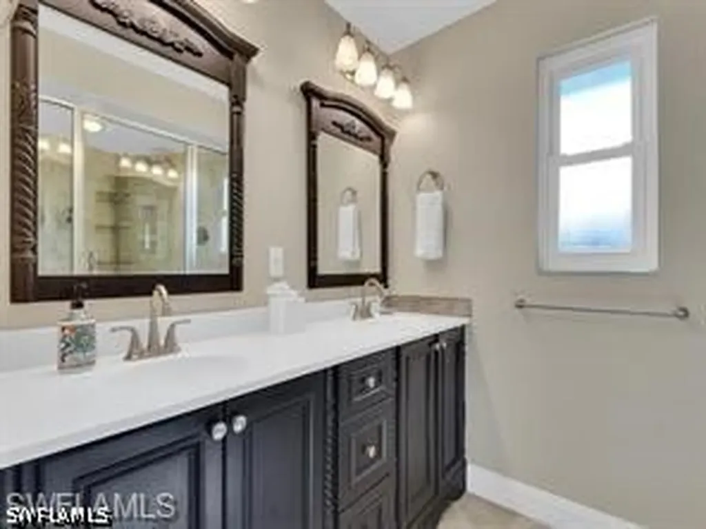 1902 Princess Court Naples FL 34110