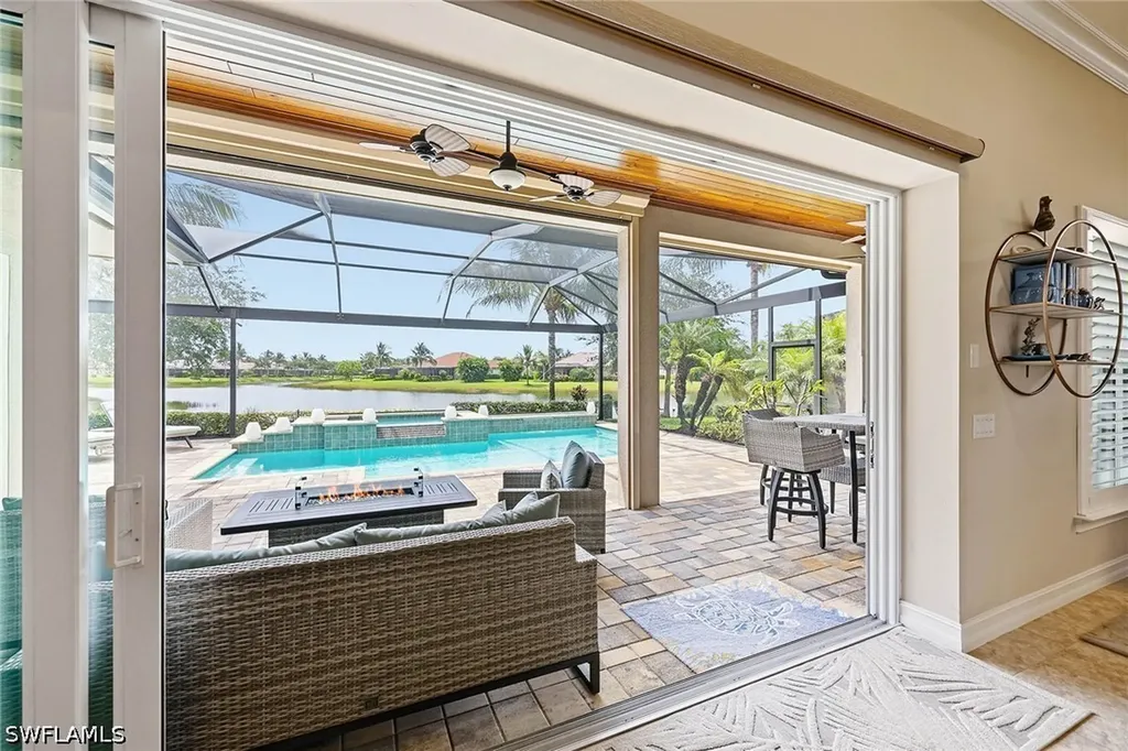 9446 Lagomar Court Naples FL 34114