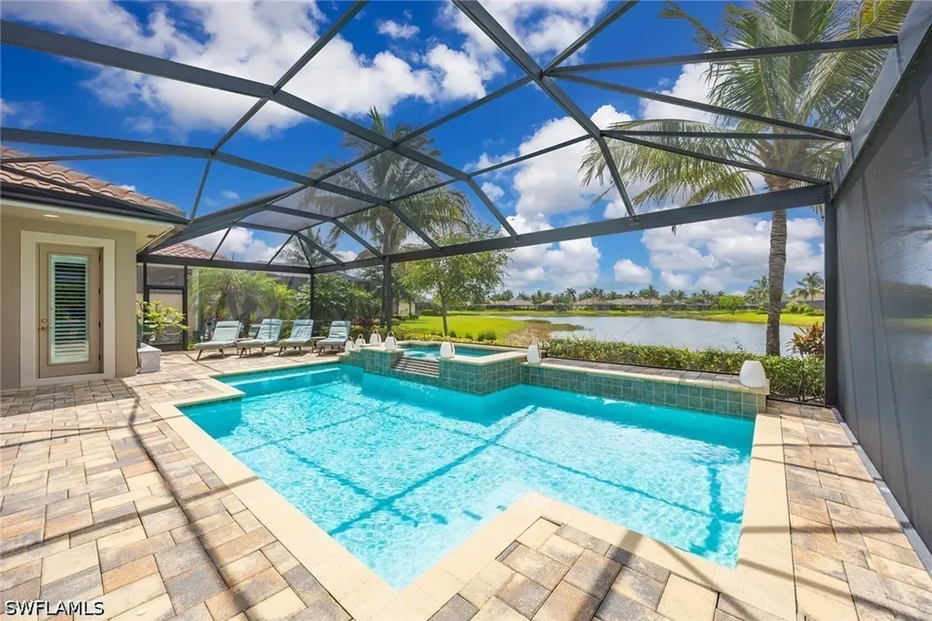 9446 Lagomar Court Naples FL 34114