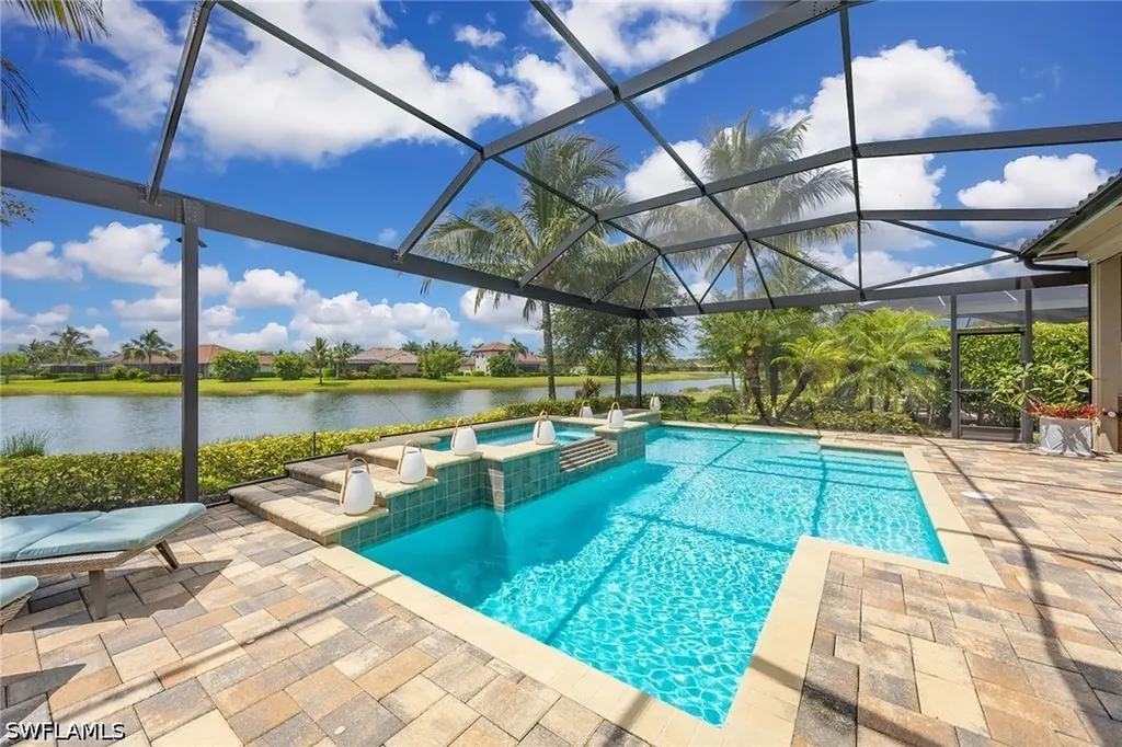9446 Lagomar Court Naples FL 34114