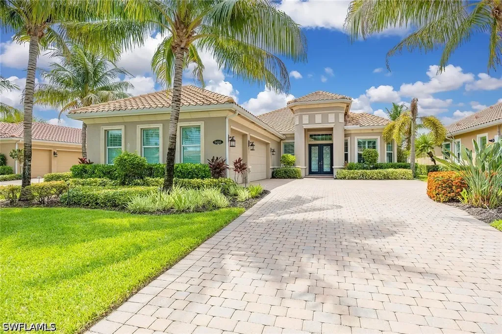 9446 Lagomar Court Naples FL 34114