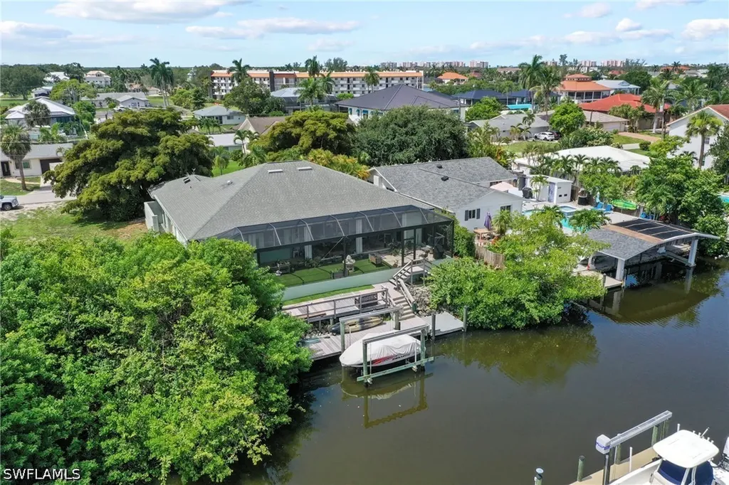 205 2nd Street Bonita Springs FL 34134