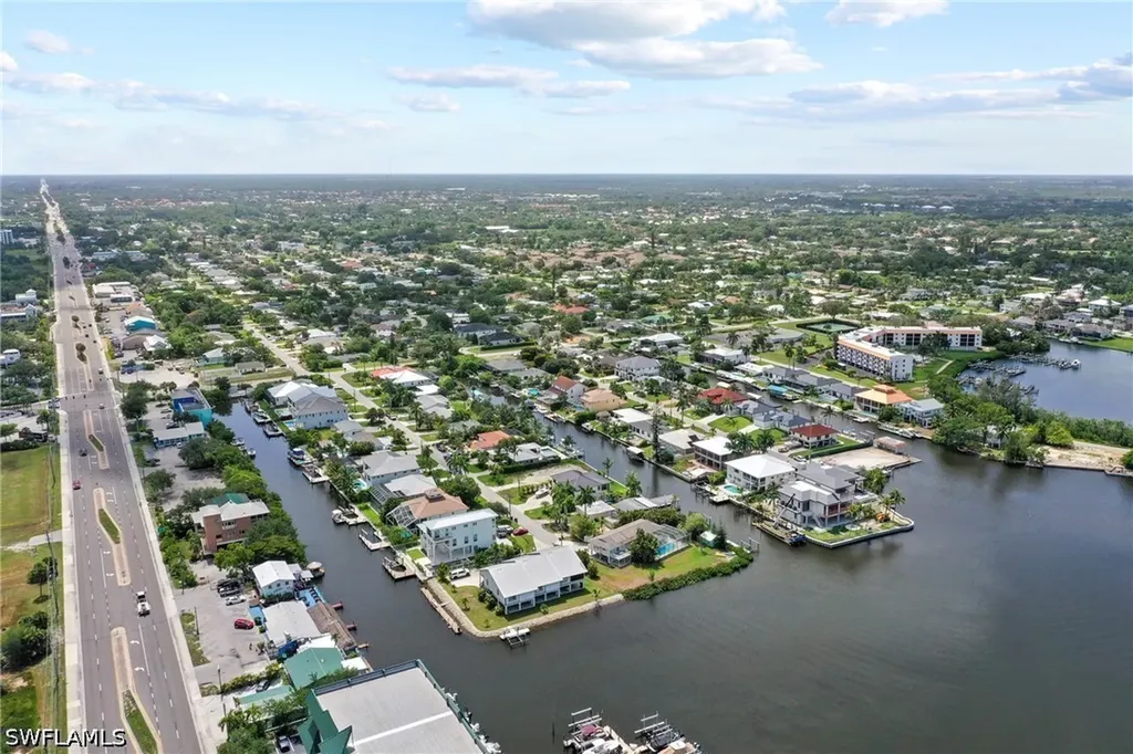 205 2nd Street Bonita Springs FL 34134