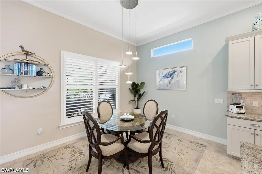9446 Lagomar Court Naples FL 34114