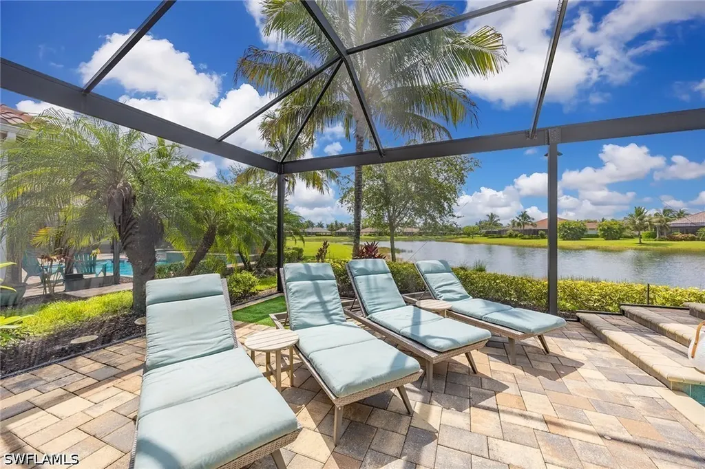 9446 Lagomar Court Naples FL 34114