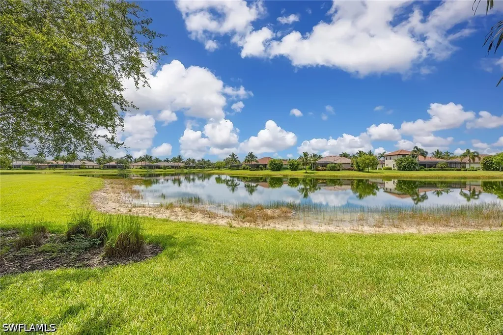 9446 Lagomar Court Naples FL 34114