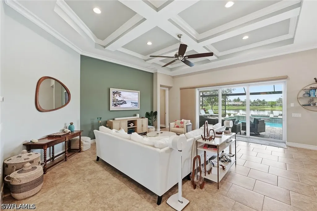 9446 Lagomar Court Naples FL 34114
