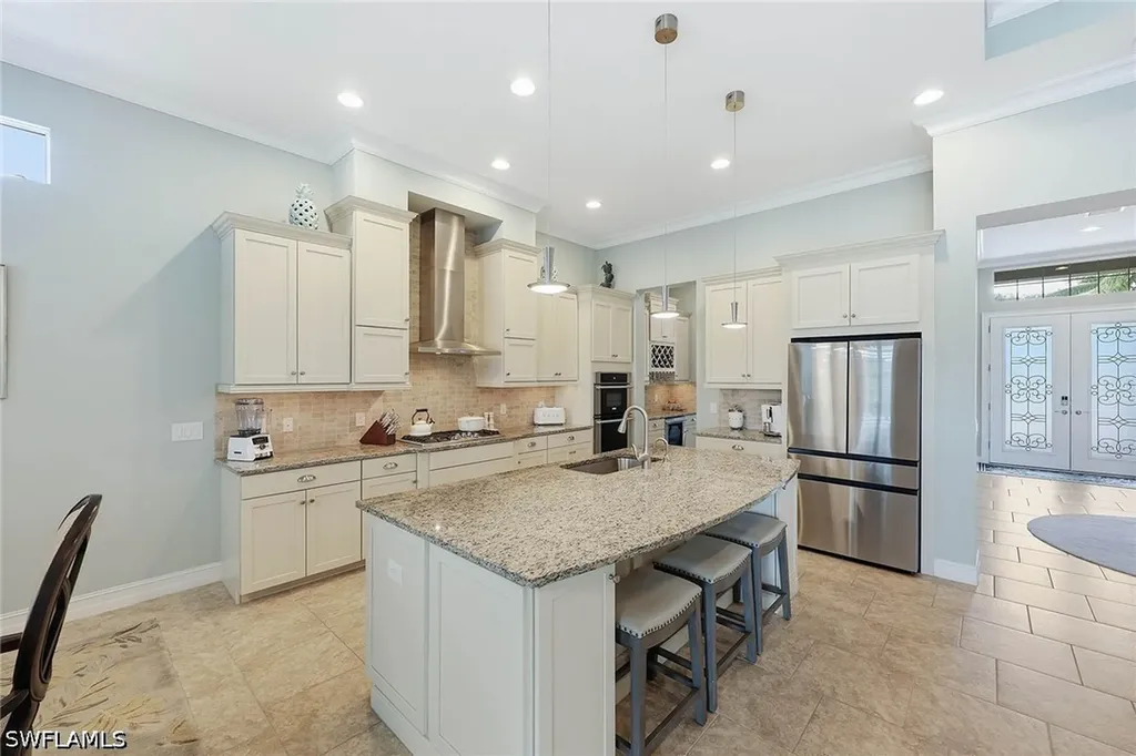 9446 Lagomar Court Naples FL 34114