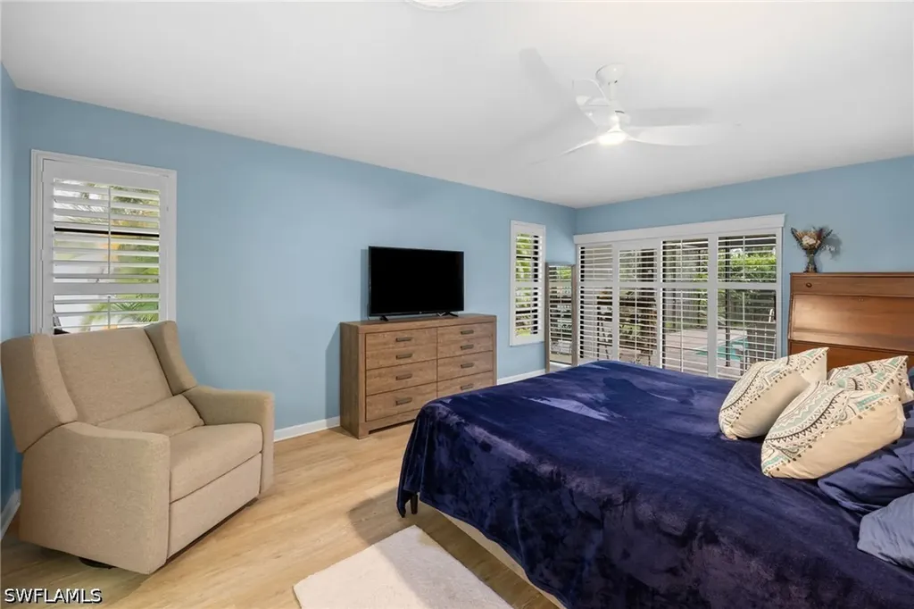 433 Golfview Drive Naples FL 34110