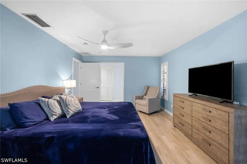 433 Golfview Naples FL 34110
